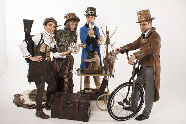 Espectáculos Steampunk de la compañia Alquimia Circus y Charly Chan Cha